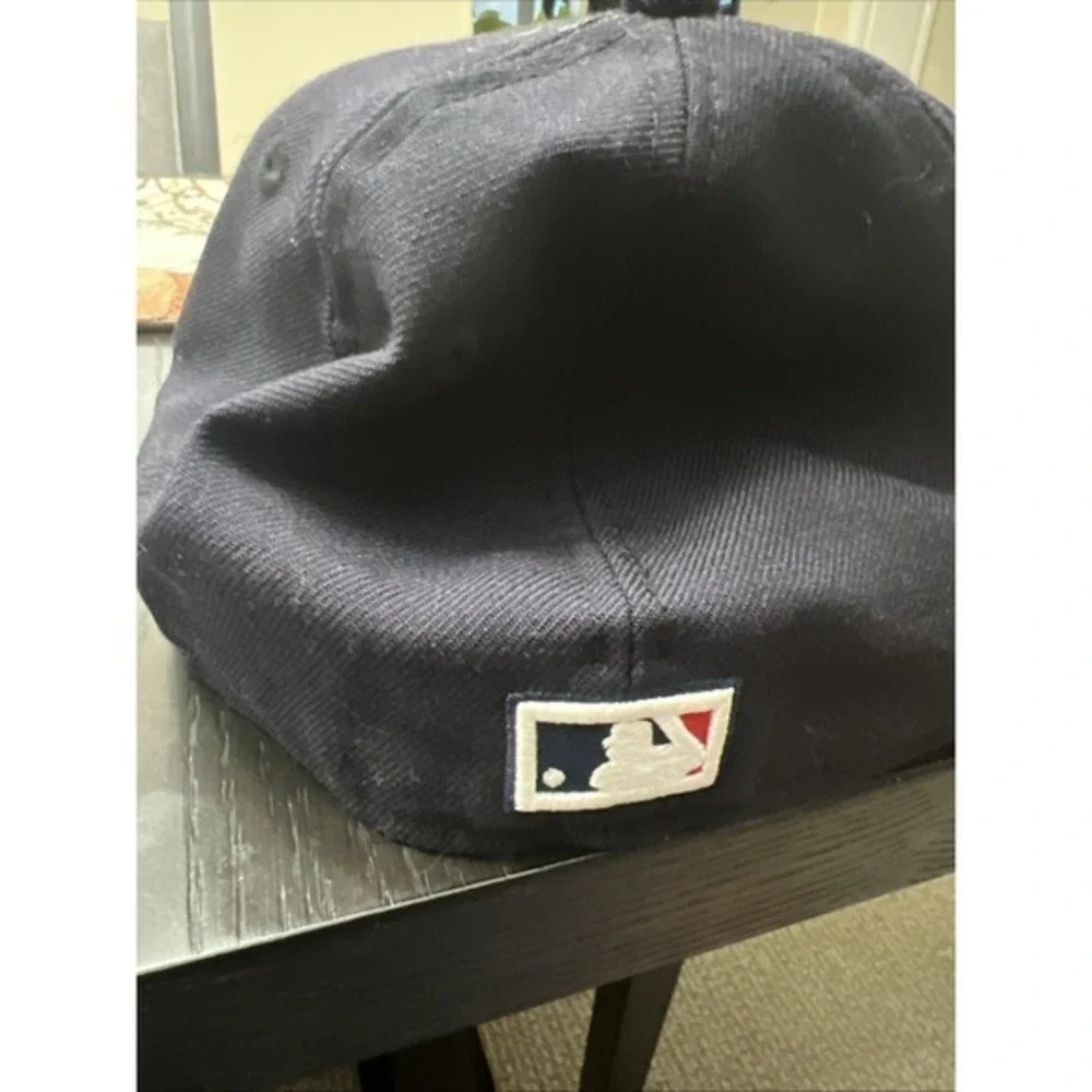 boston red sox cooperstown collection fitted hat 7 1/8. 1967 WS.‎ 657